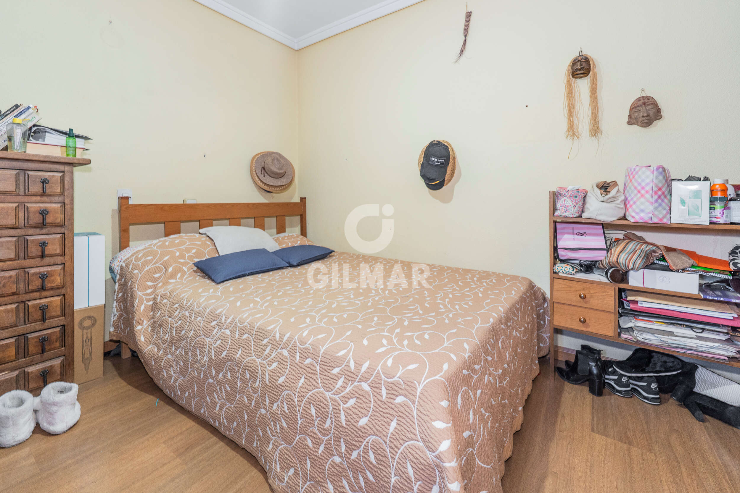 Photo of Semi-detached house
