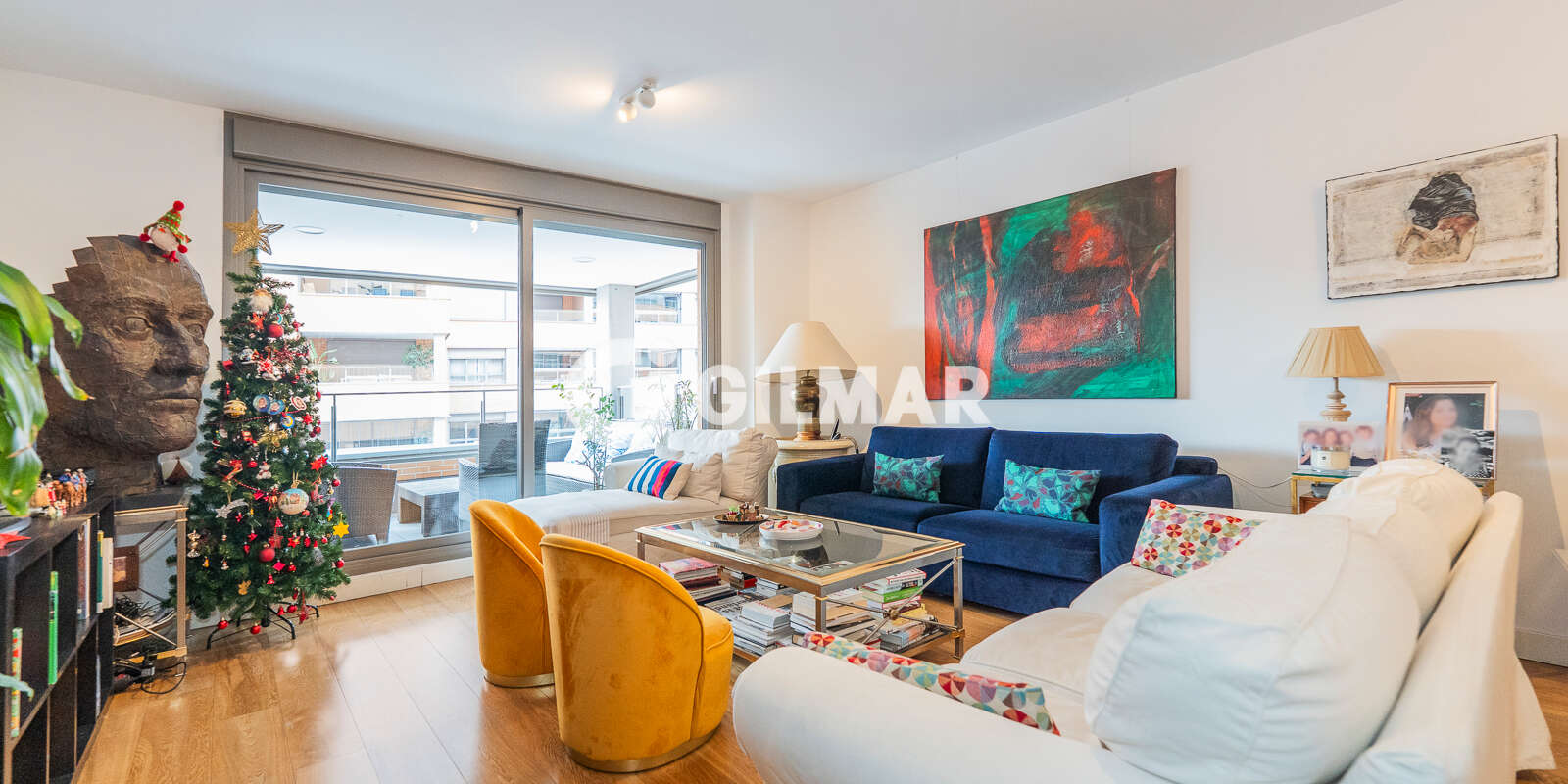 Property slider Gilmar