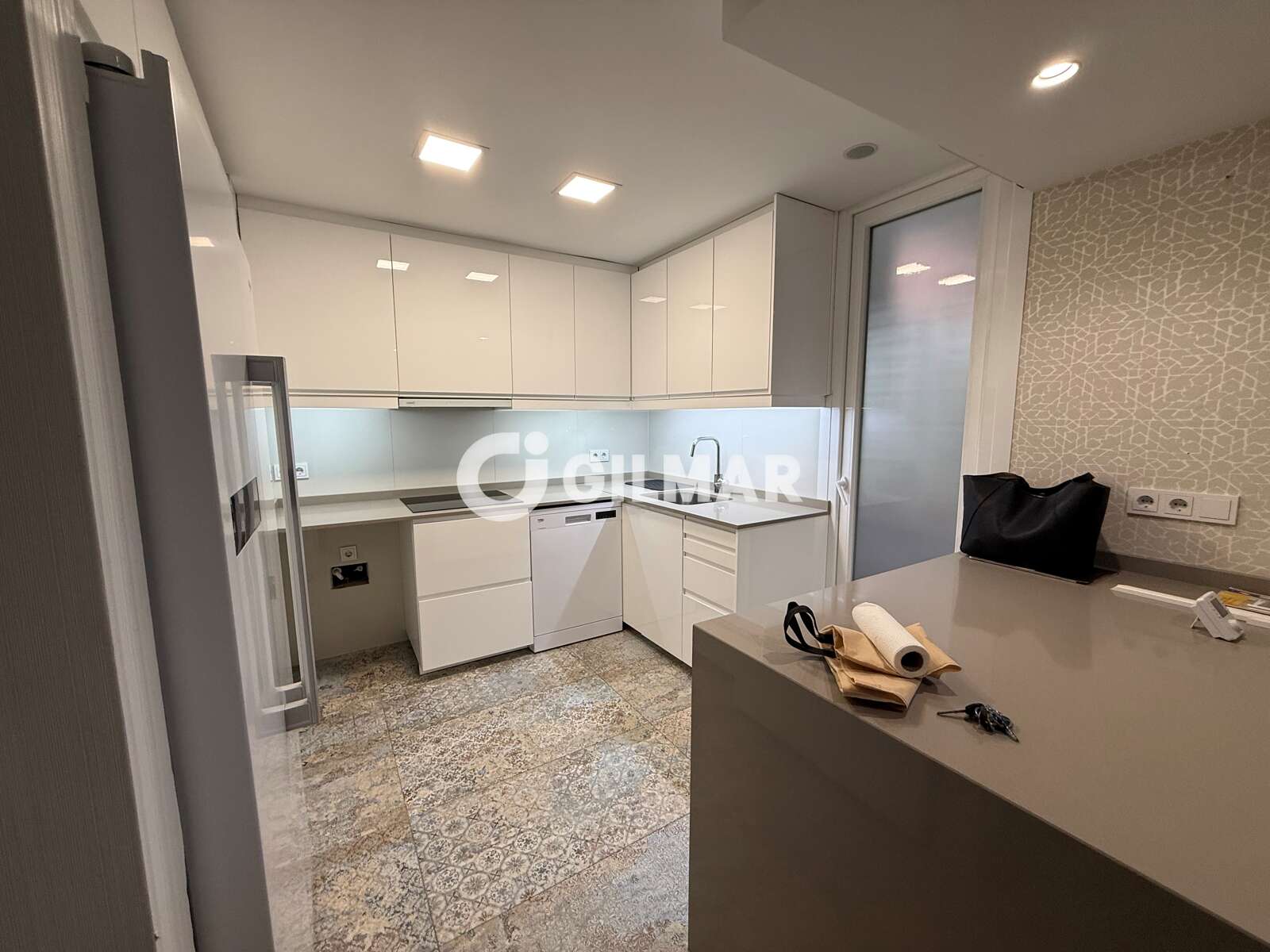 Property slider Gilmar