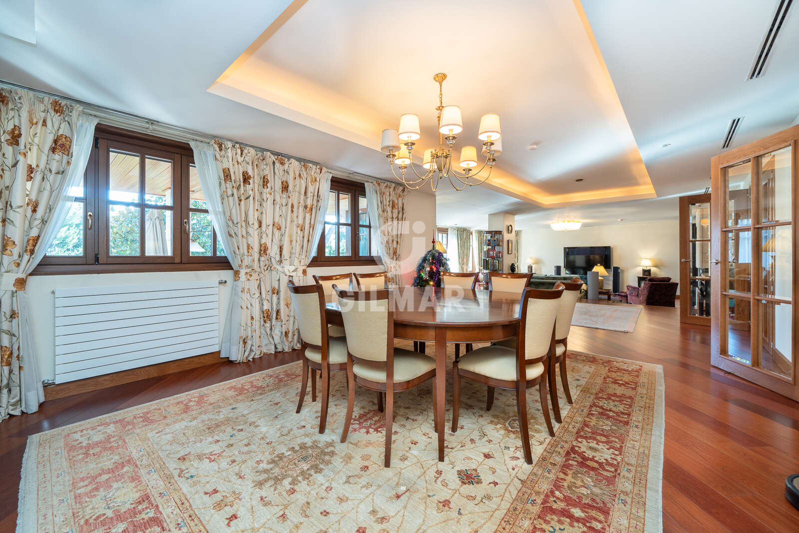 Property slider Gilmar