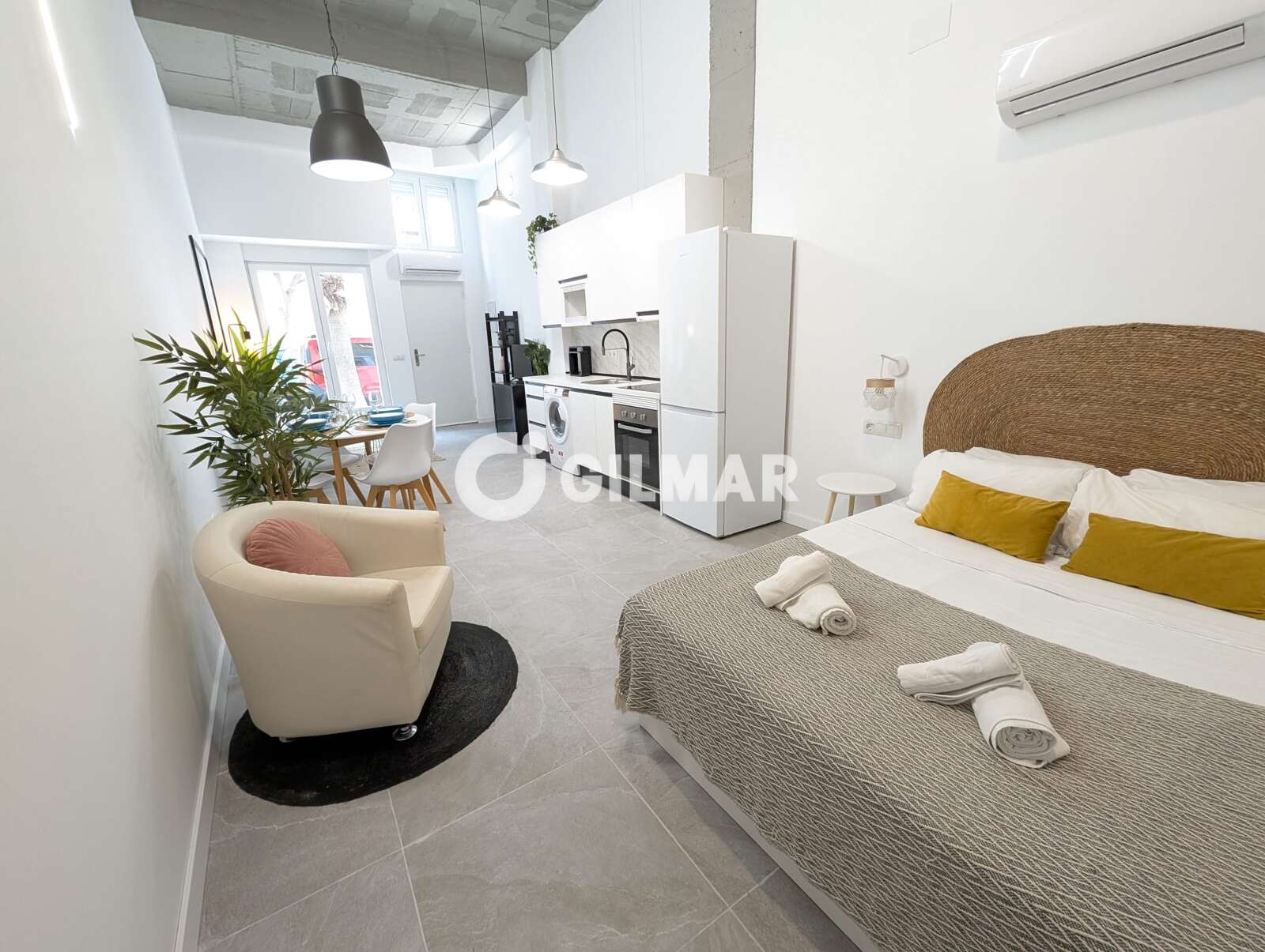 Property slider Gilmar