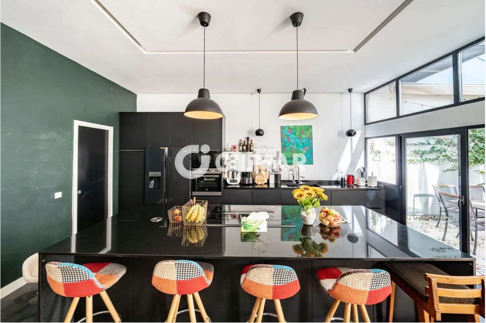 Property slider Gilmar