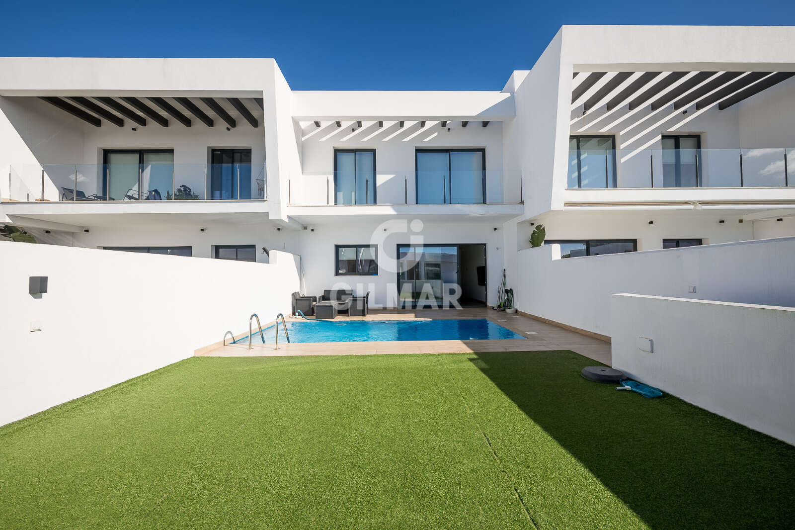 Property slider Gilmar