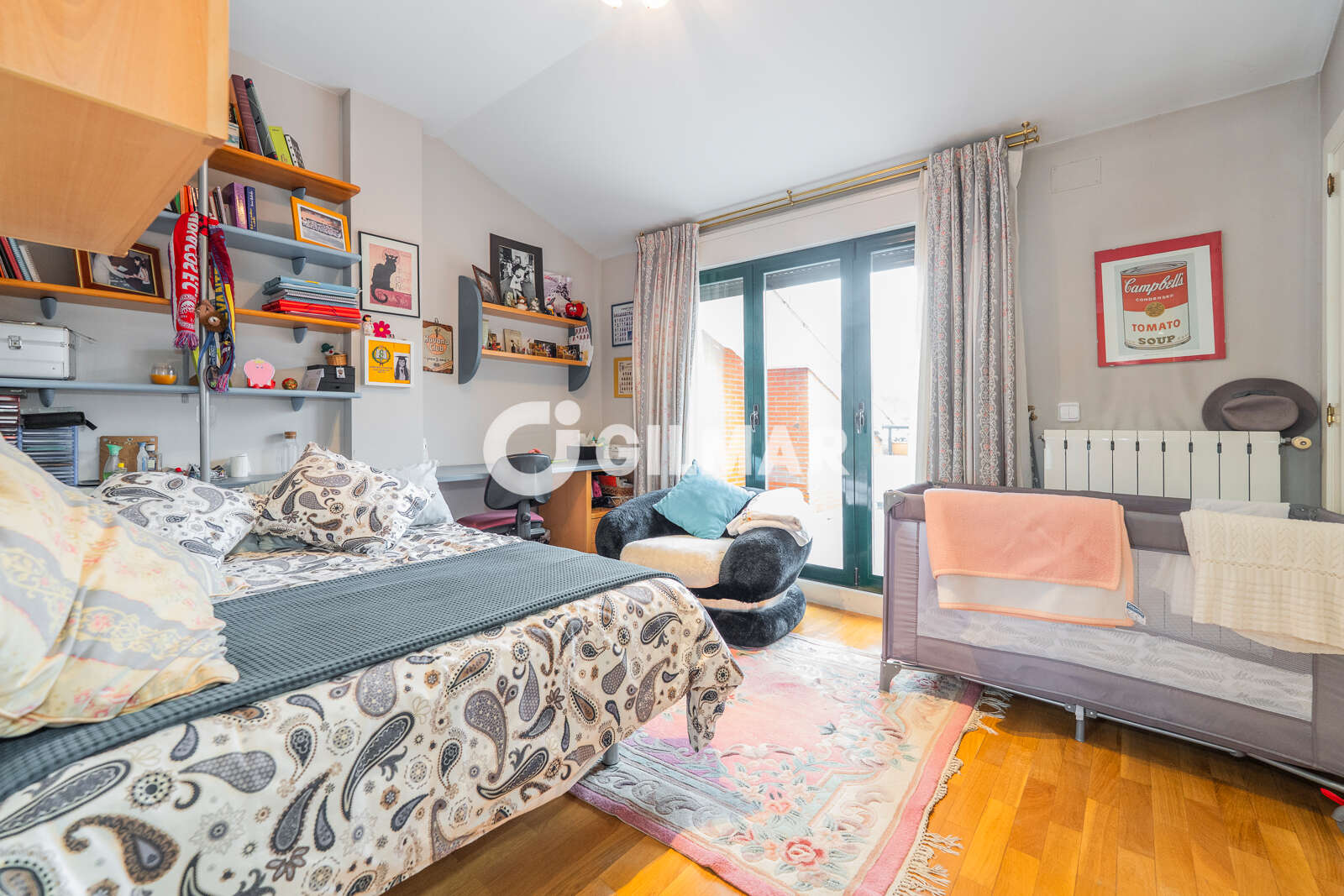 Property slider Gilmar