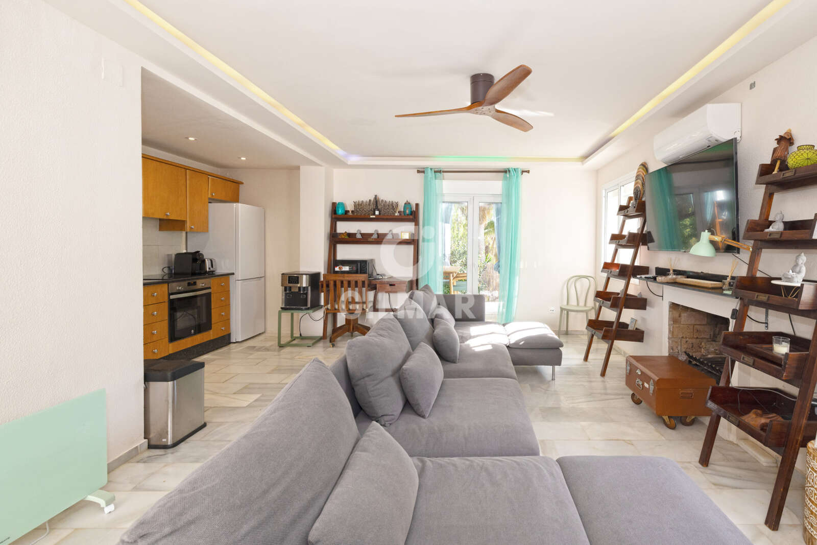 Property slider Gilmar