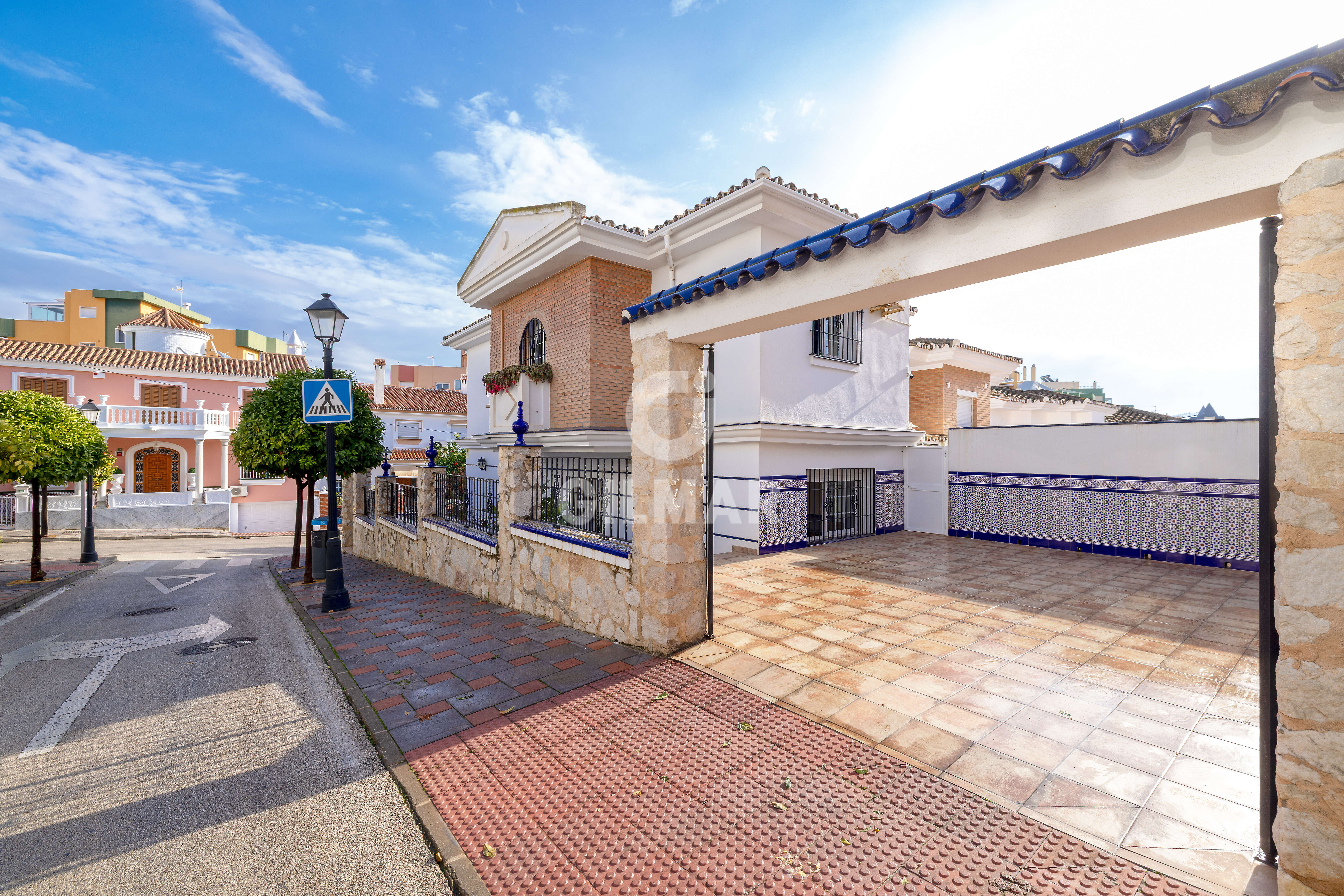 Photo of Semi-detached house