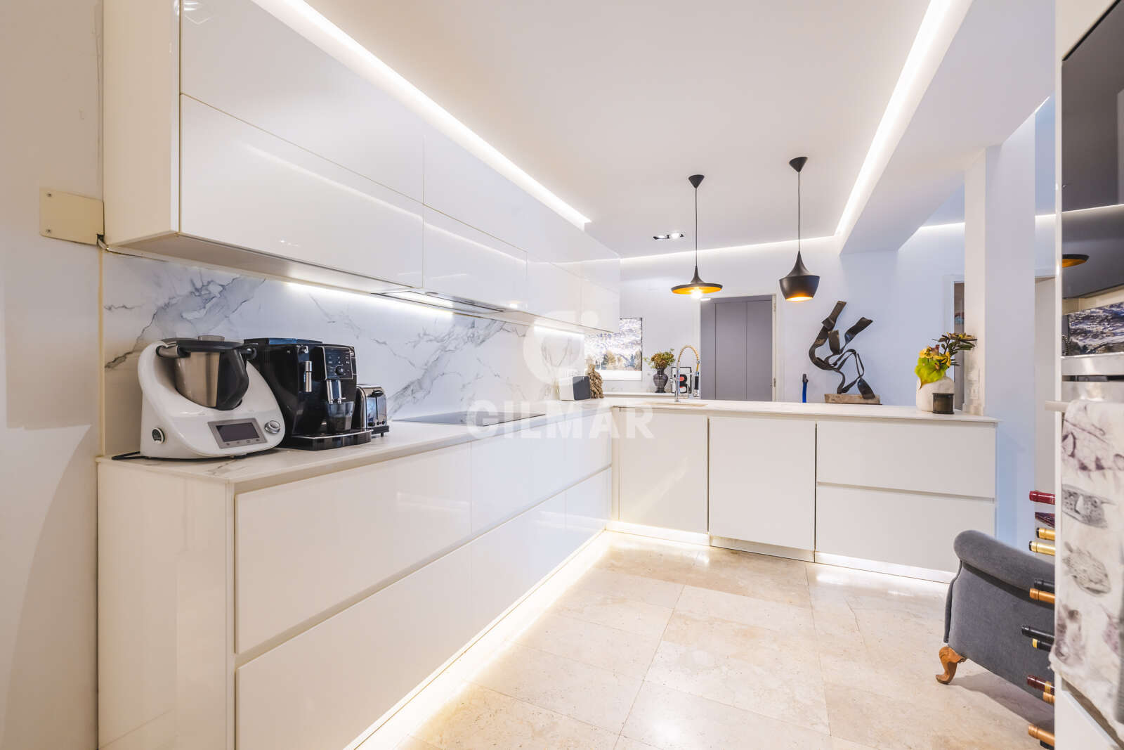 Property slider Gilmar
