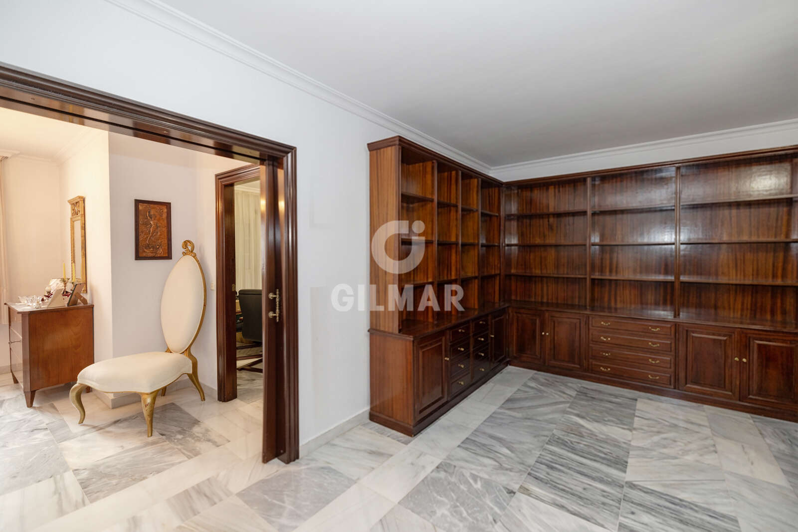 Property slider Gilmar