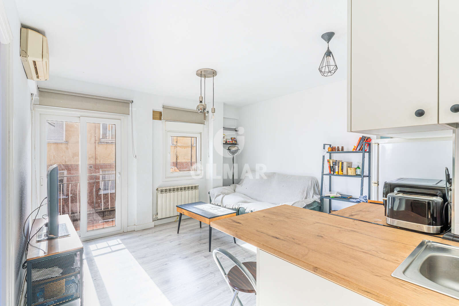 Property slider Gilmar
