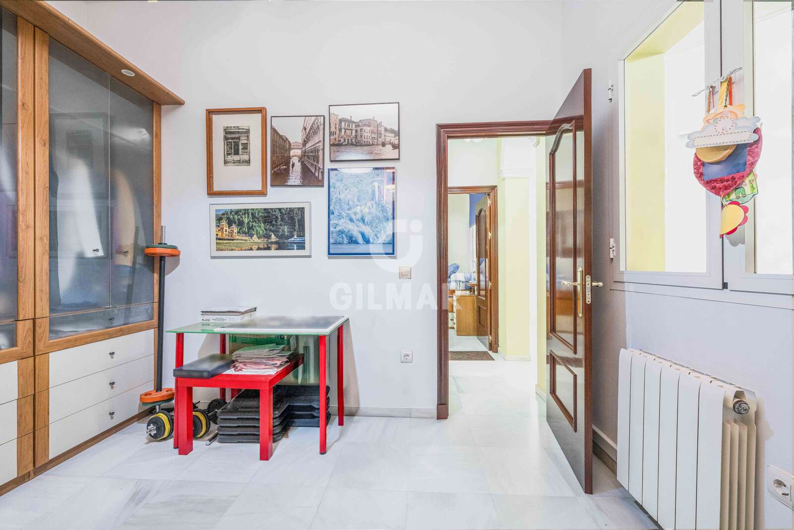 Property slider Gilmar