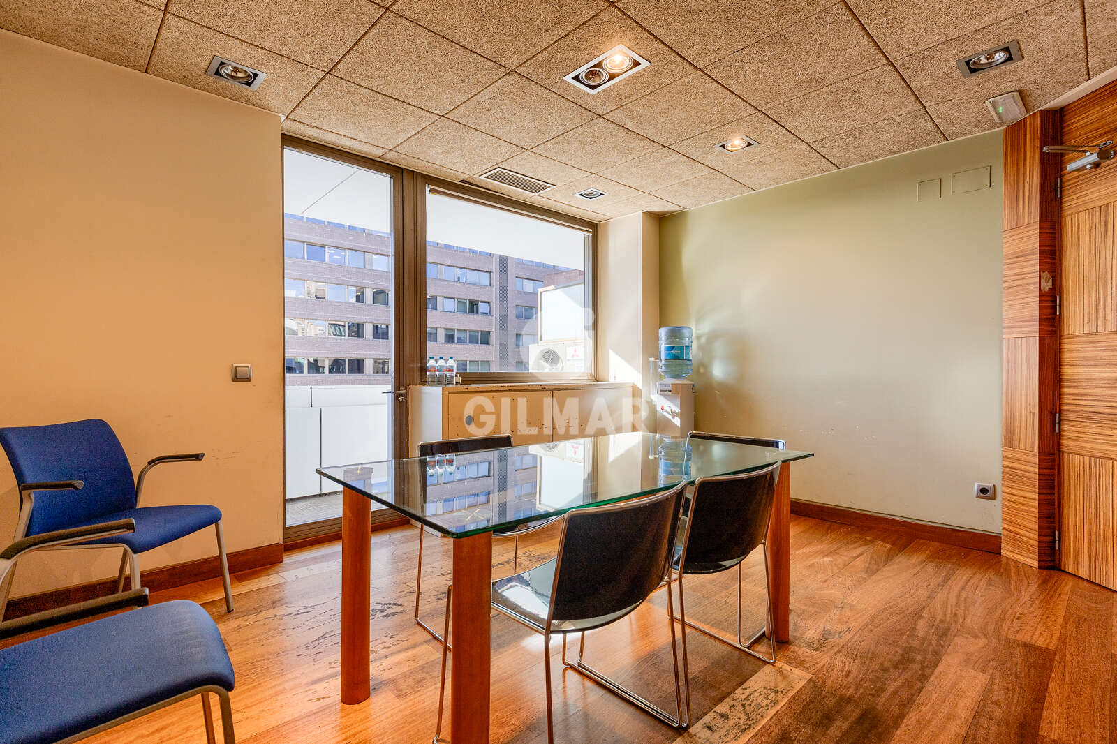 Property slider Gilmar