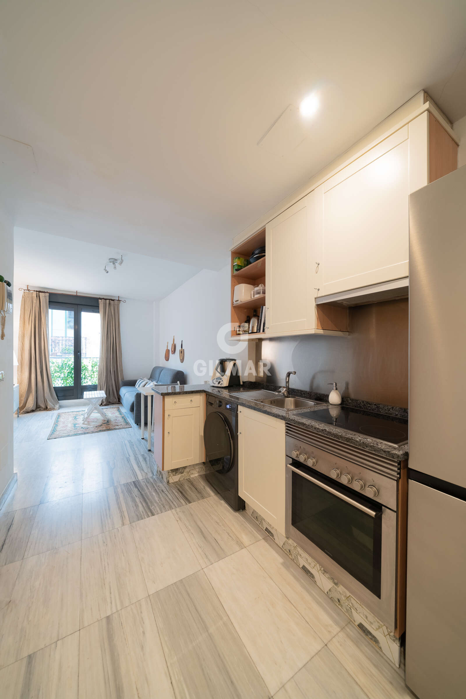 Property slider Gilmar
