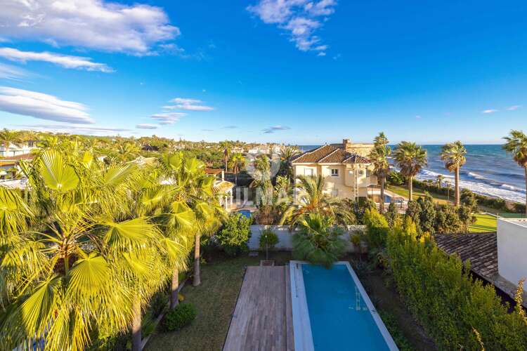 Villa for sale in Marbella Este – Málaga | Gilmar Consulting