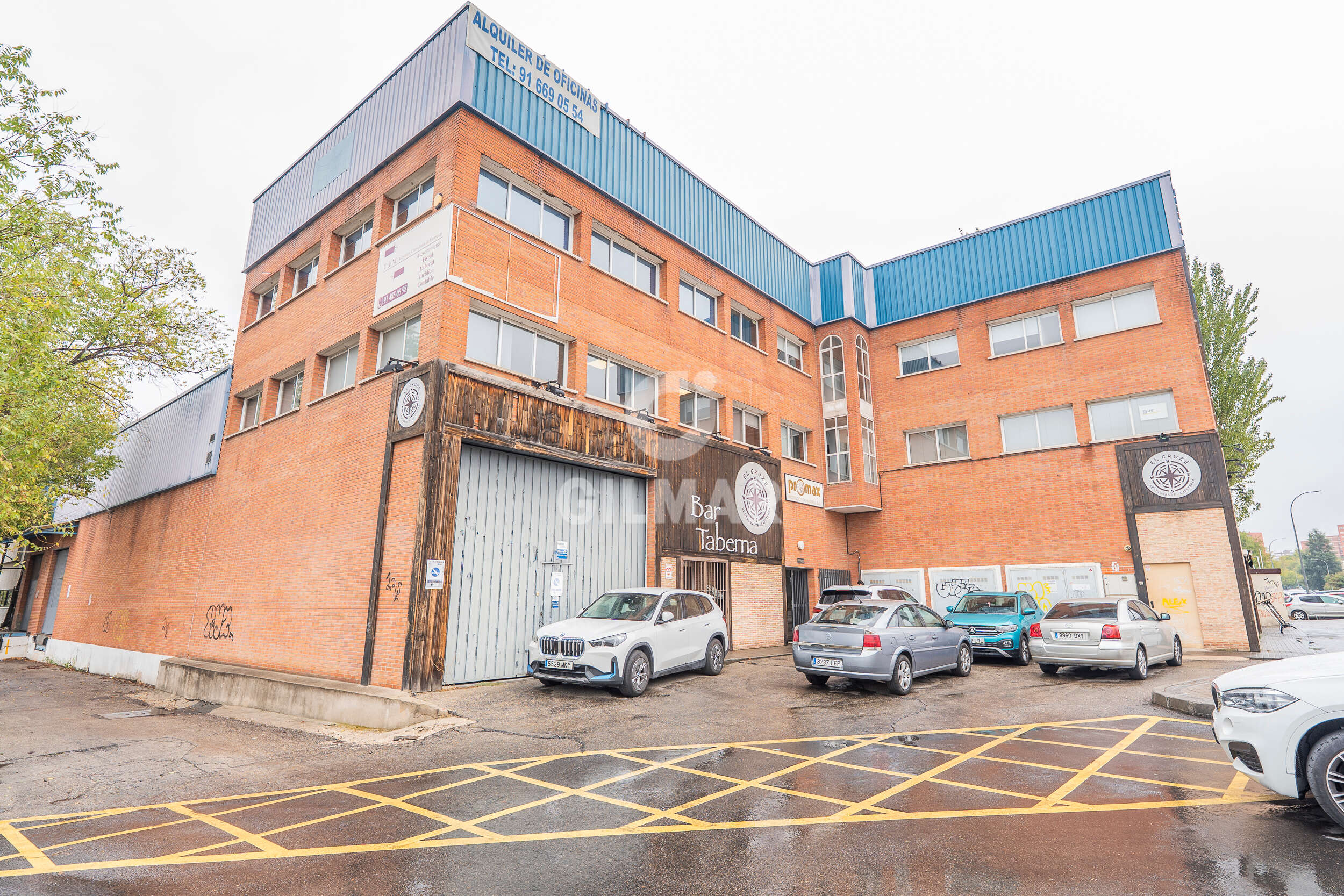 Edificio · 3417 m²