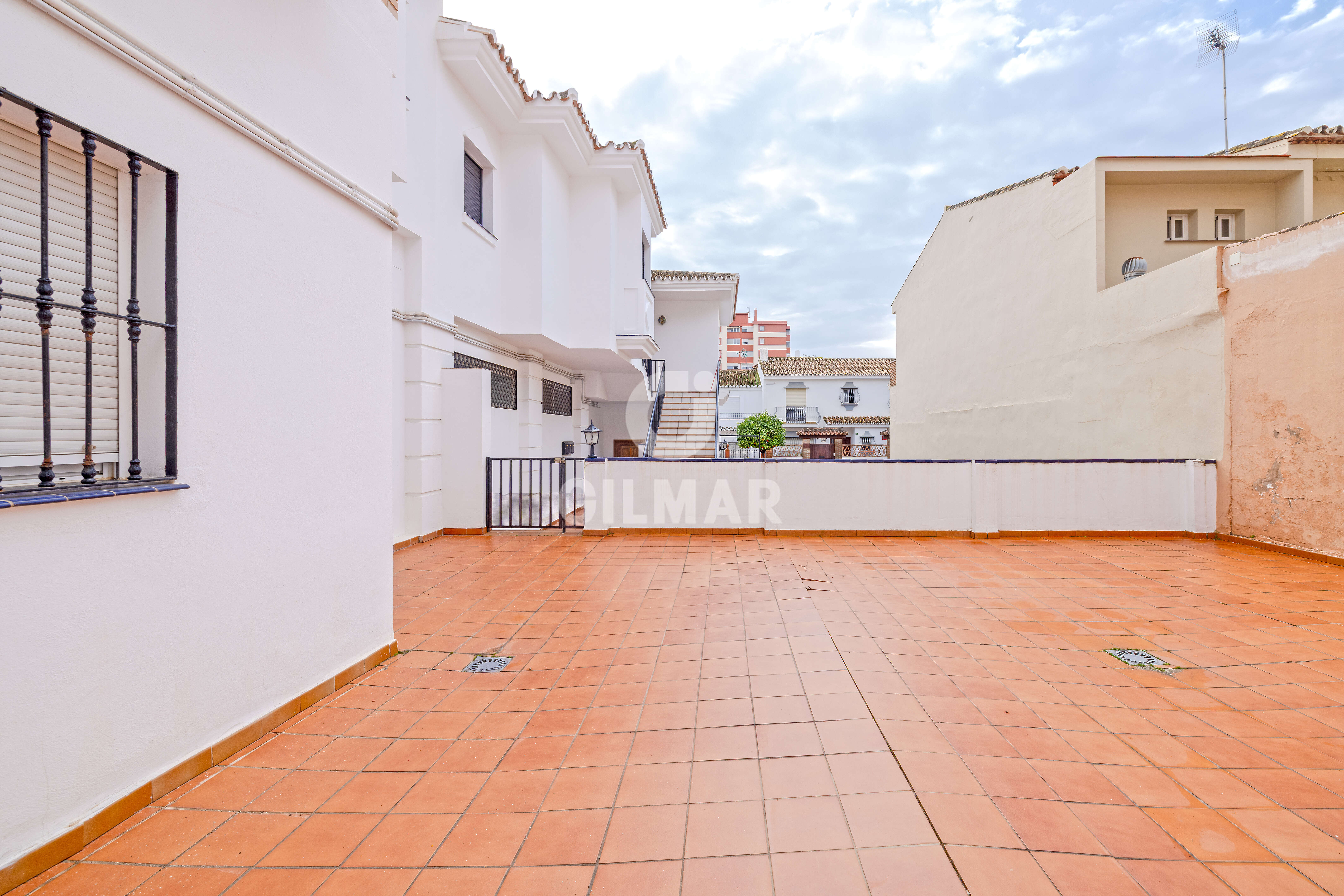 Photo of Semi-detached house