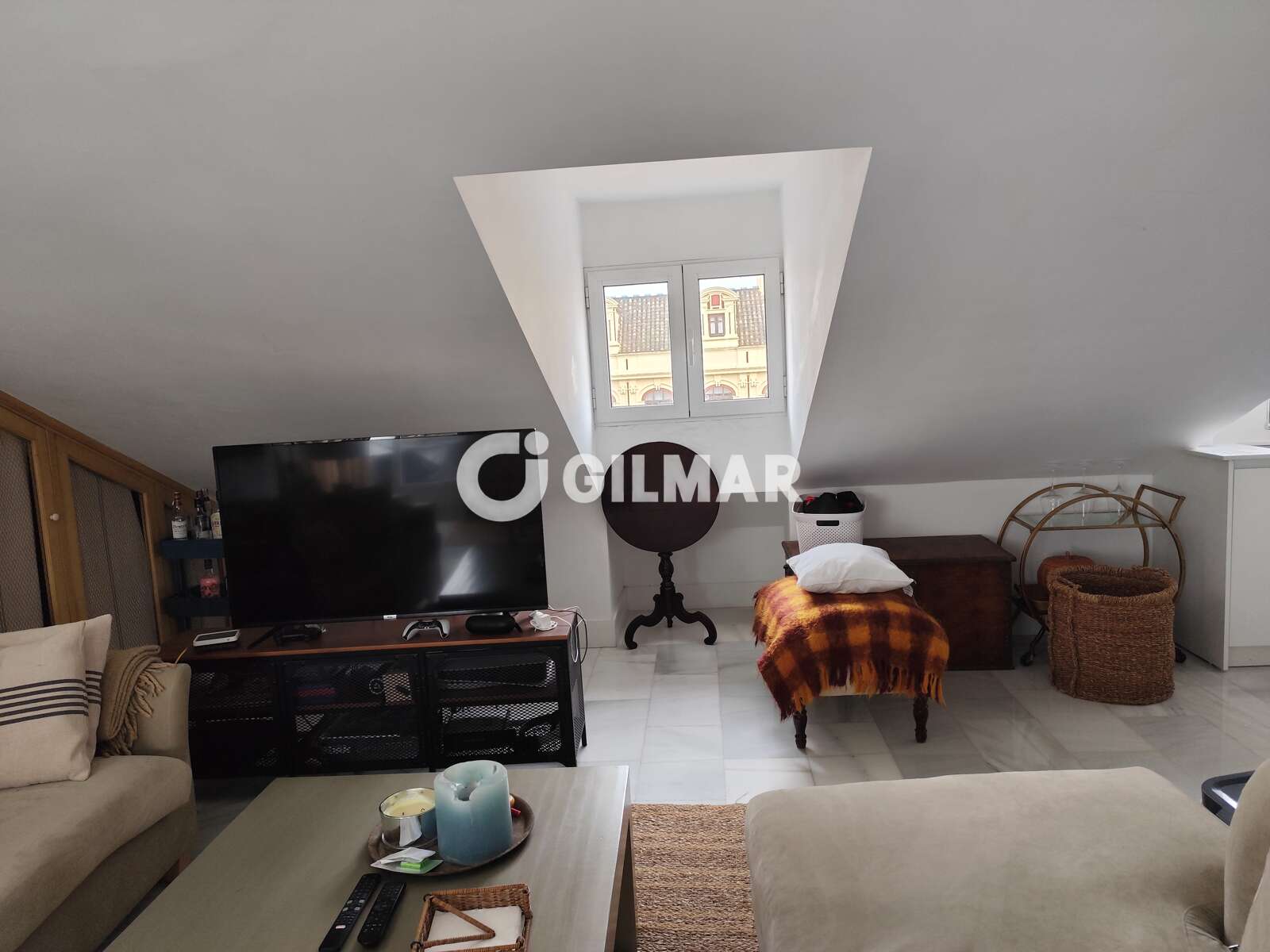Property slider Gilmar