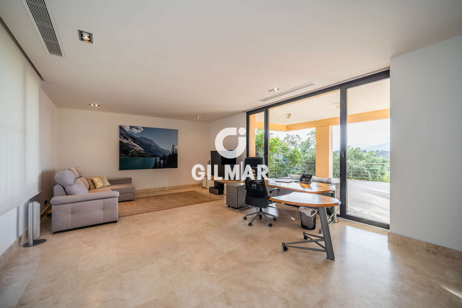 Property slider Gilmar