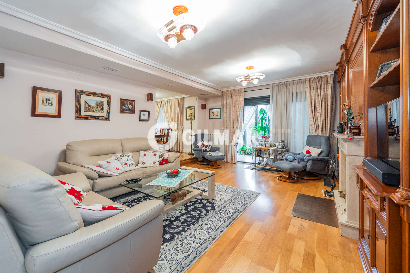 Property slider Gilmar