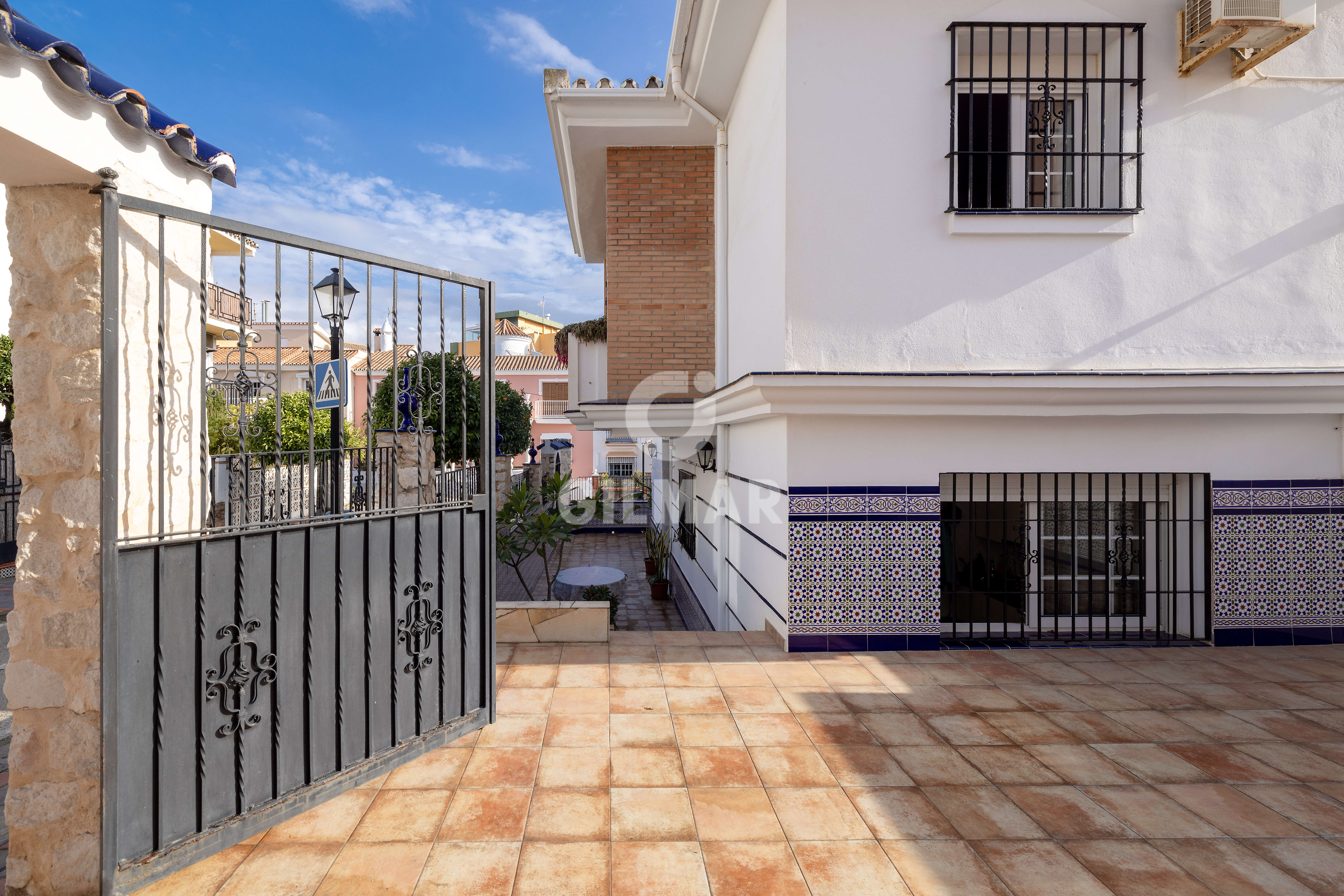 Photo of Semi-detached house