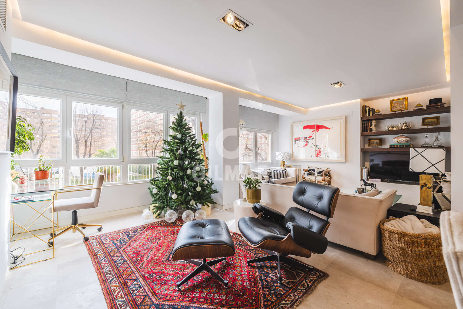 Property slider Gilmar