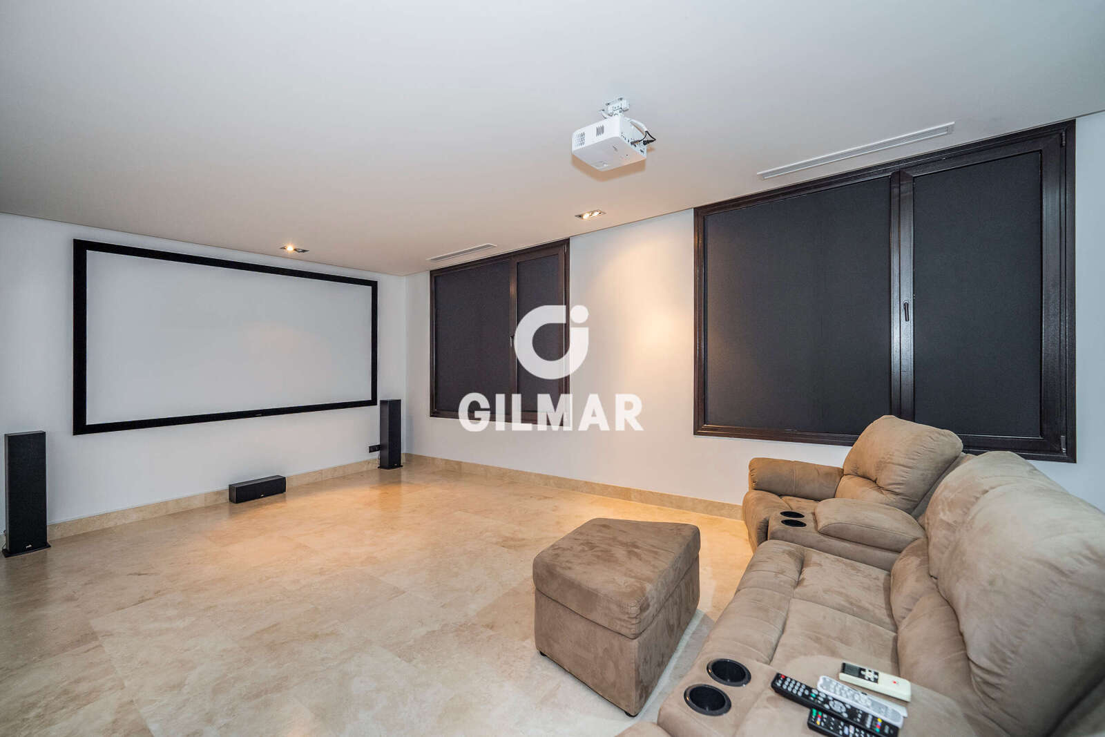 Property slider Gilmar