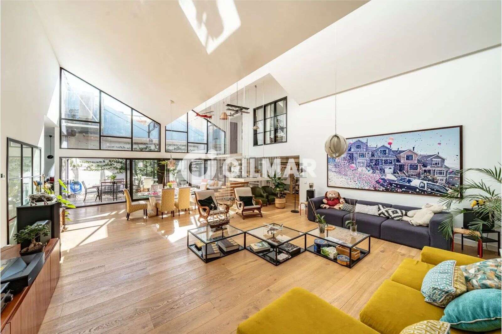 Property slider Gilmar