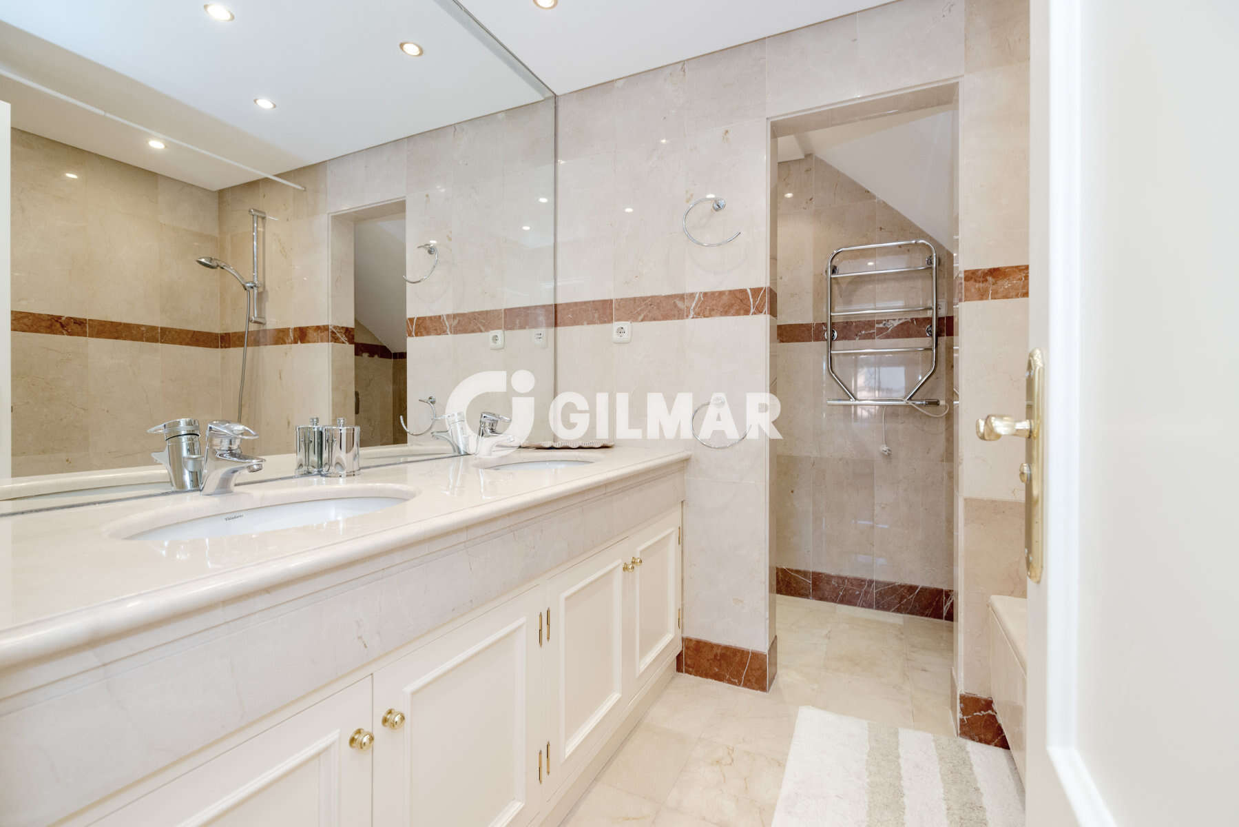 Photo of Duplex penthouse