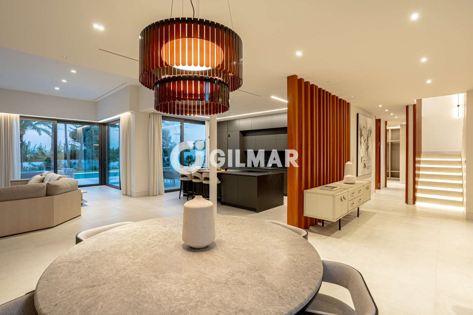 Property slider Gilmar