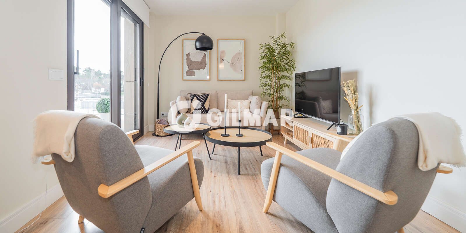 Property slider Gilmar