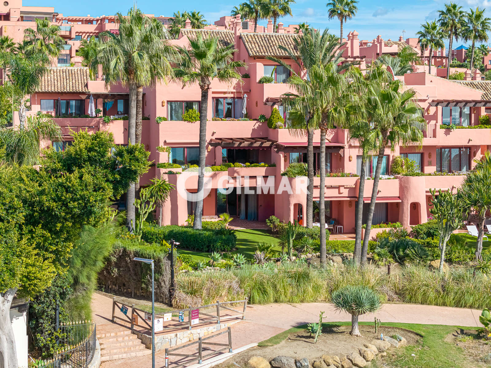 Property slider Gilmar