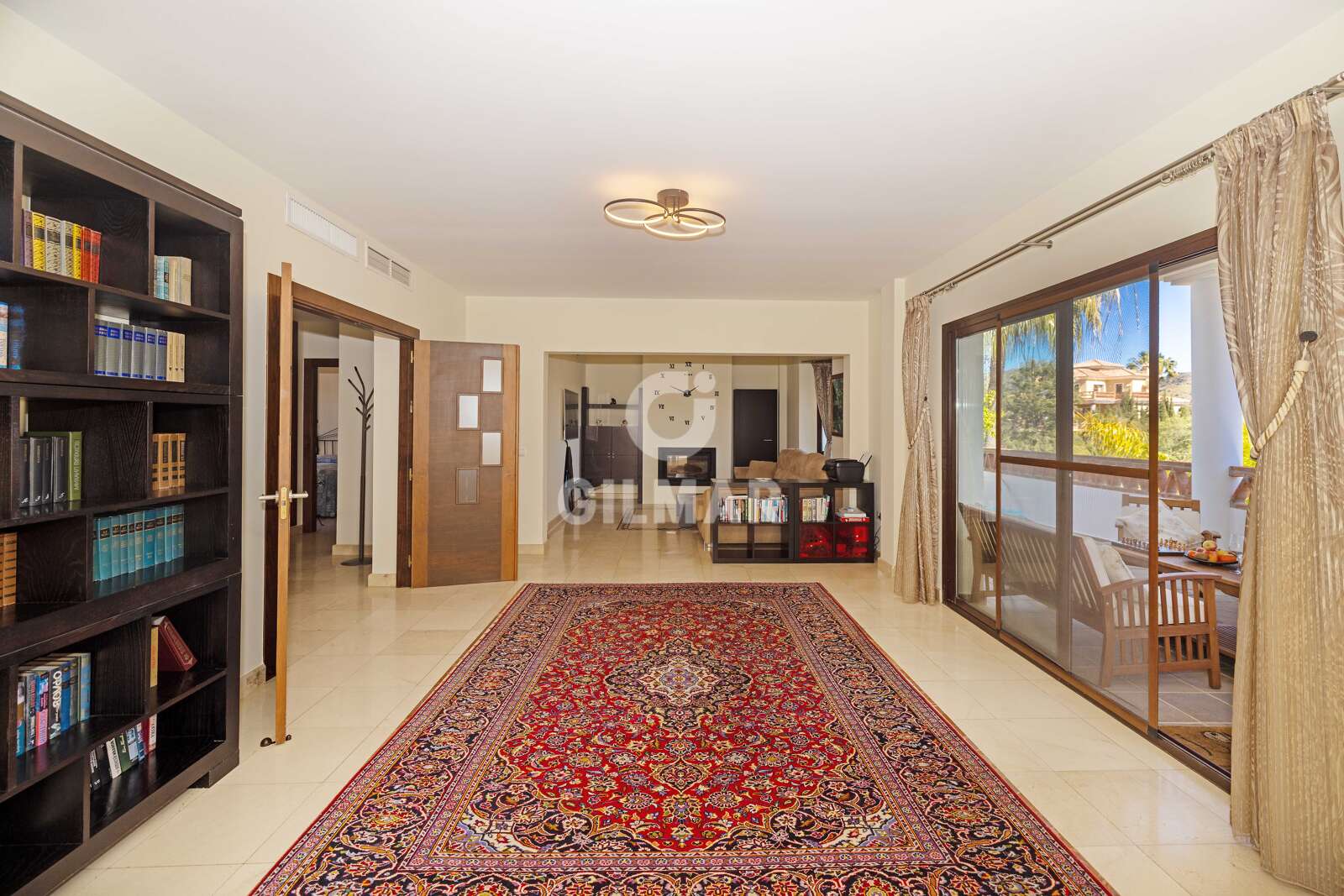 Property slider Gilmar