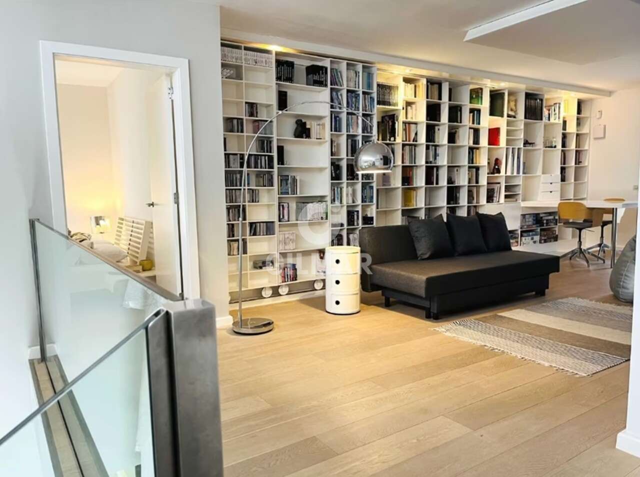 Property slider Gilmar