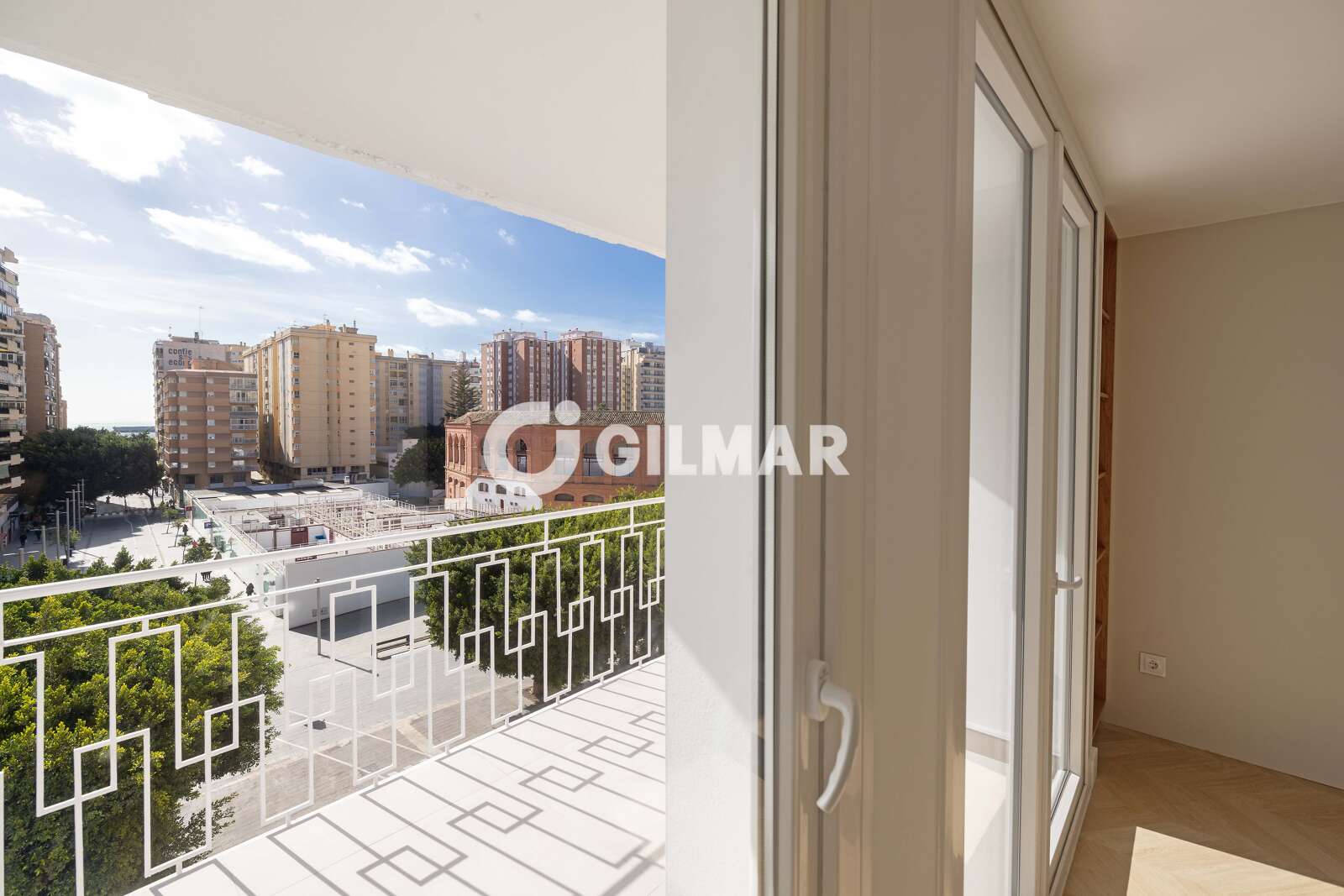 Property slider Gilmar