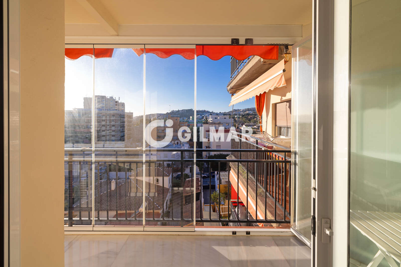 Property slider Gilmar