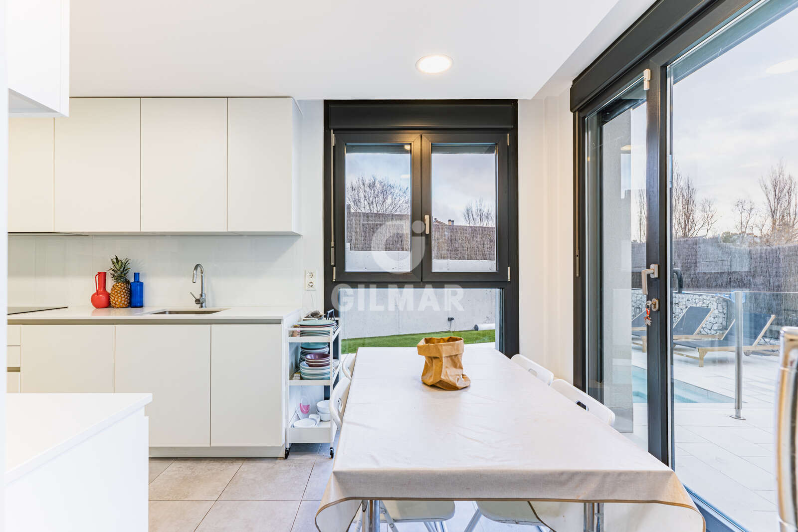 Property slider Gilmar
