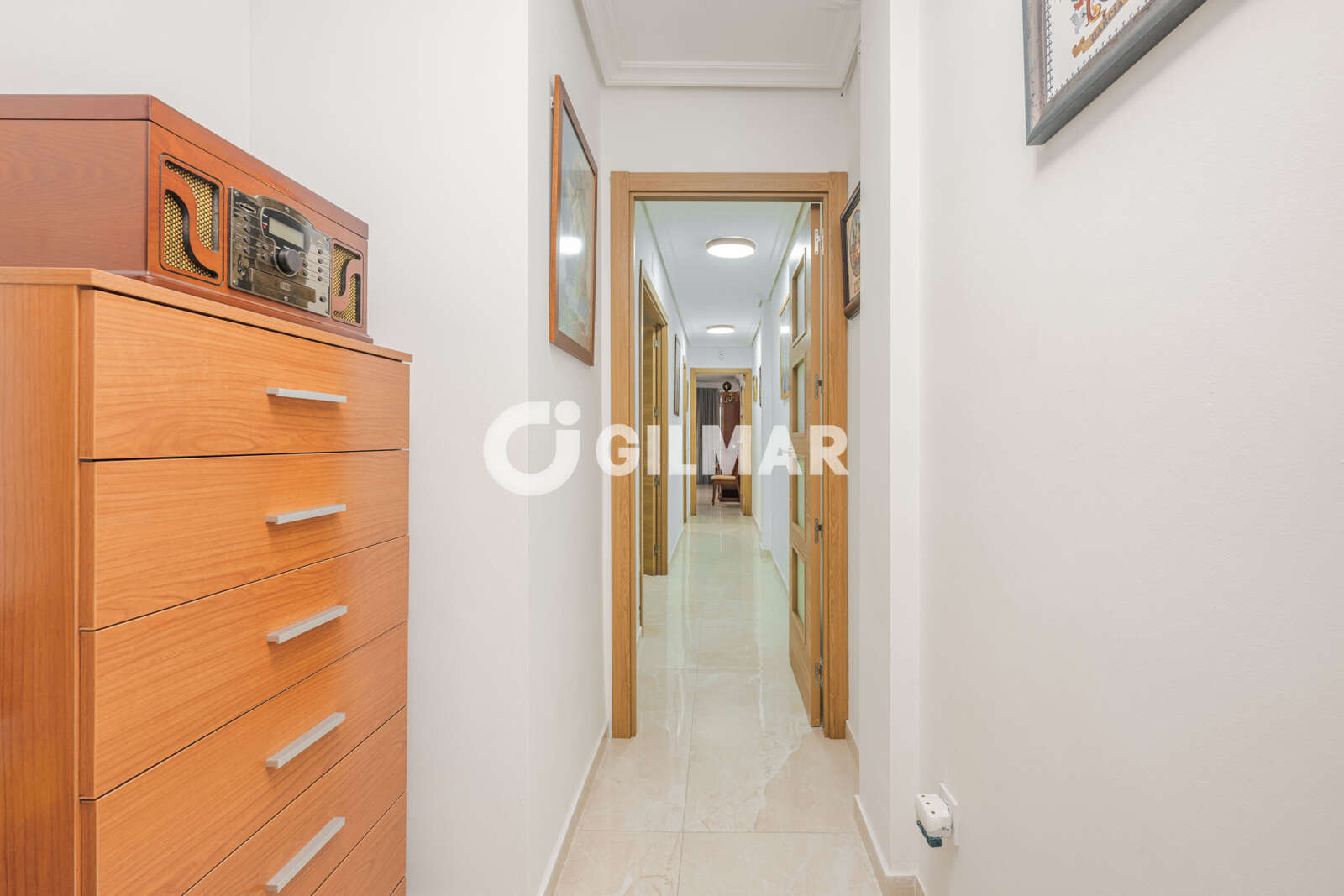 Property slider Gilmar
