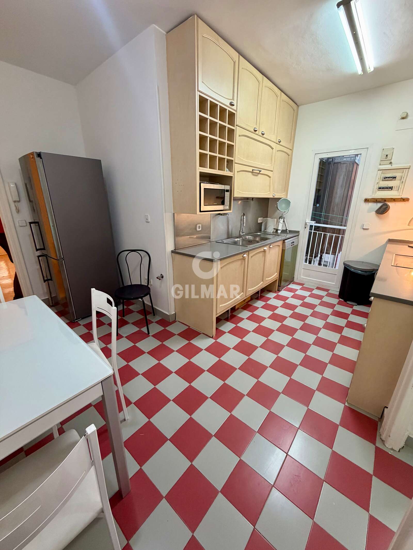 Property slider Gilmar