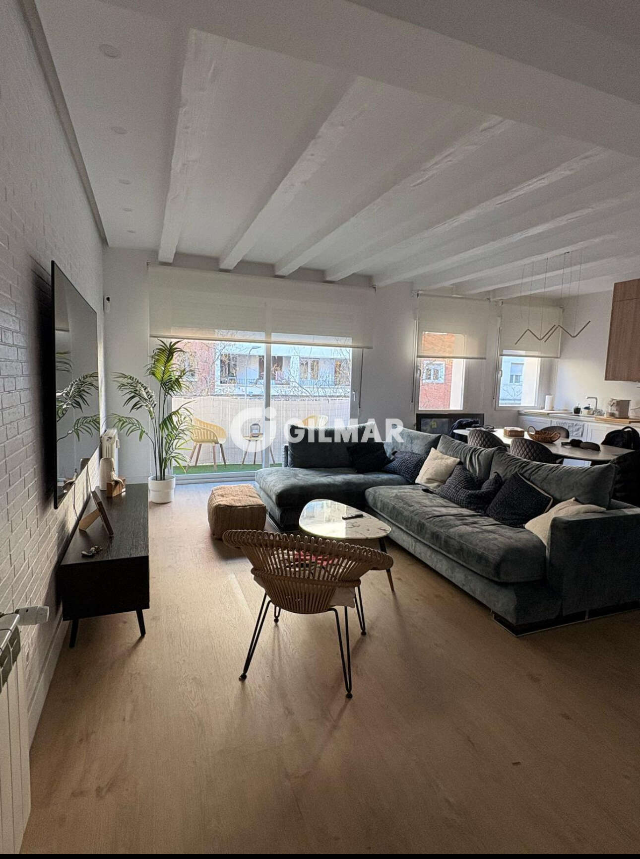 Property slider Gilmar