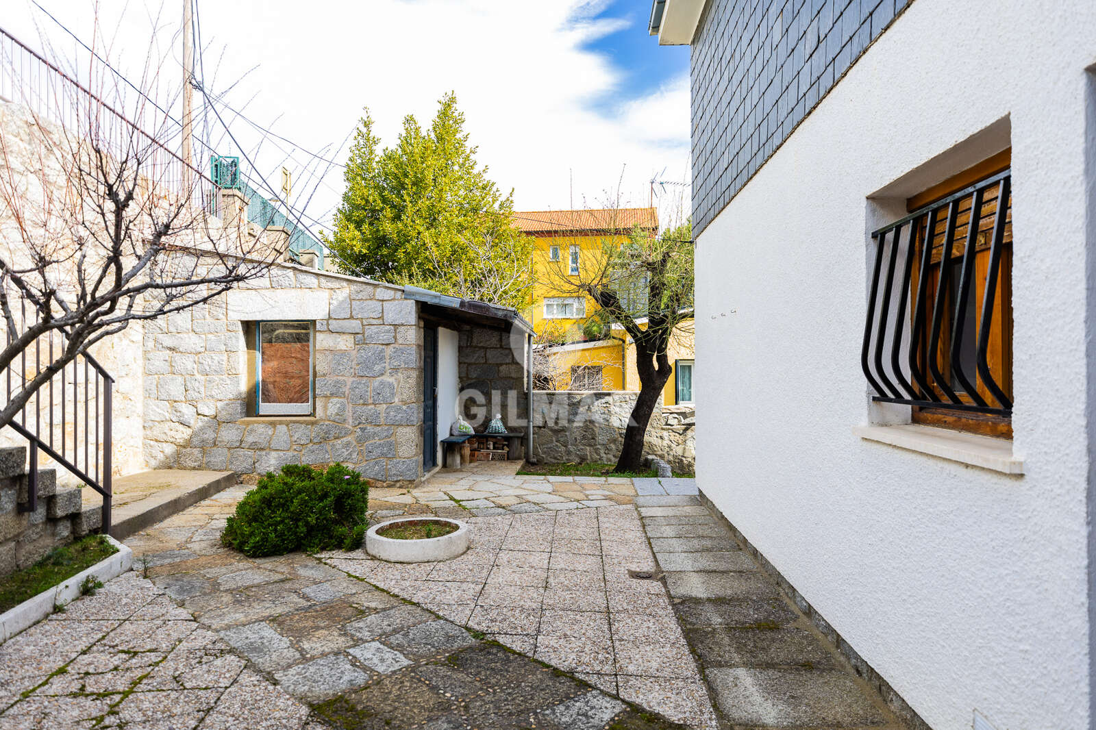 Property slider Gilmar