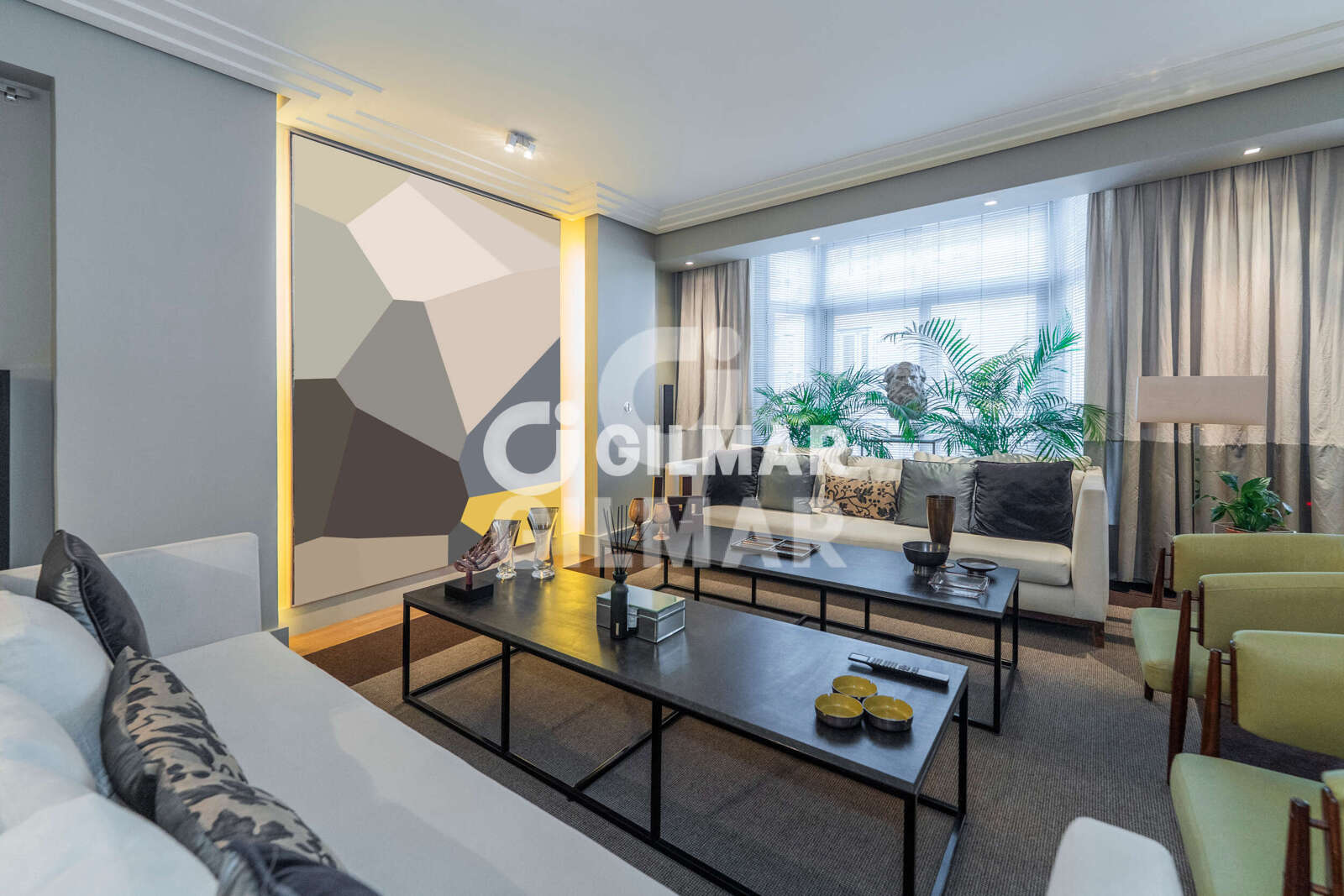 Property slider Gilmar