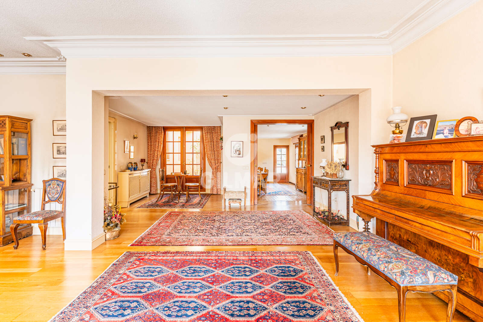 Property slider Gilmar