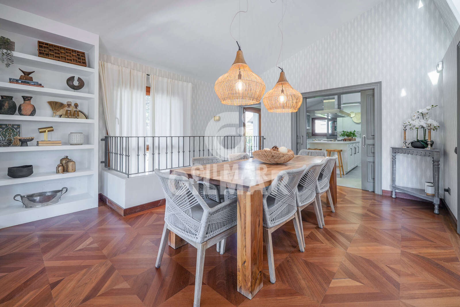 Property slider Gilmar