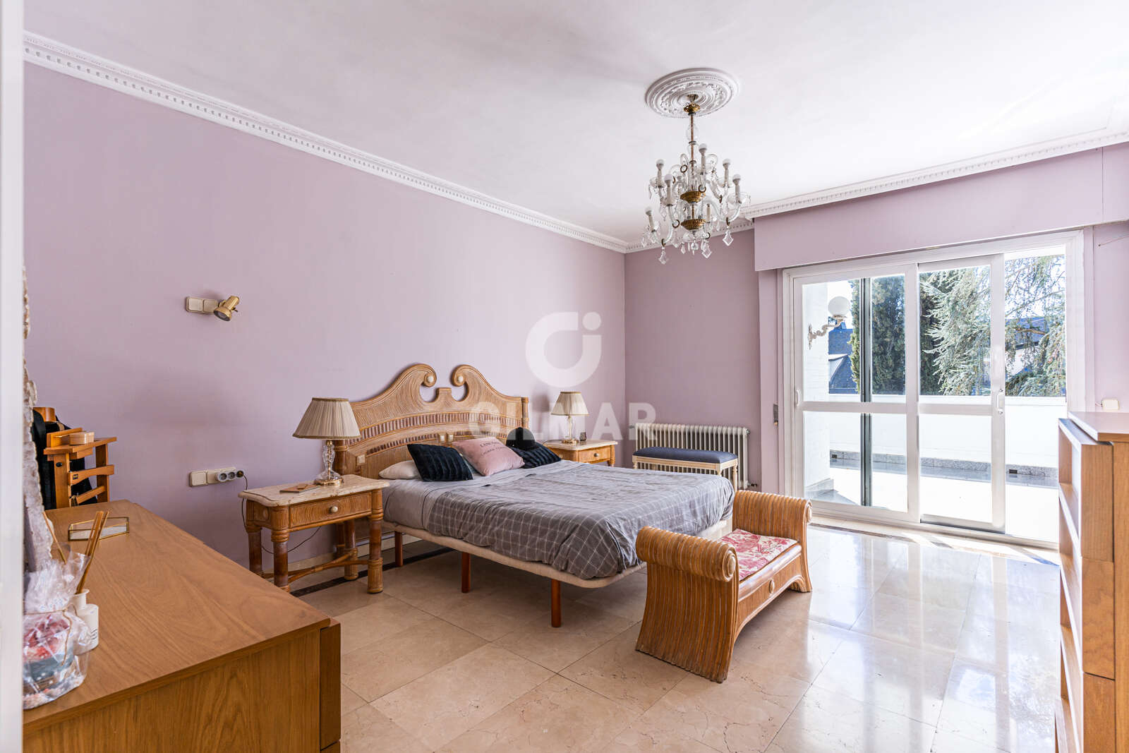 Property slider Gilmar