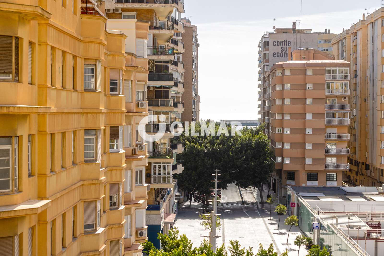 Property slider Gilmar