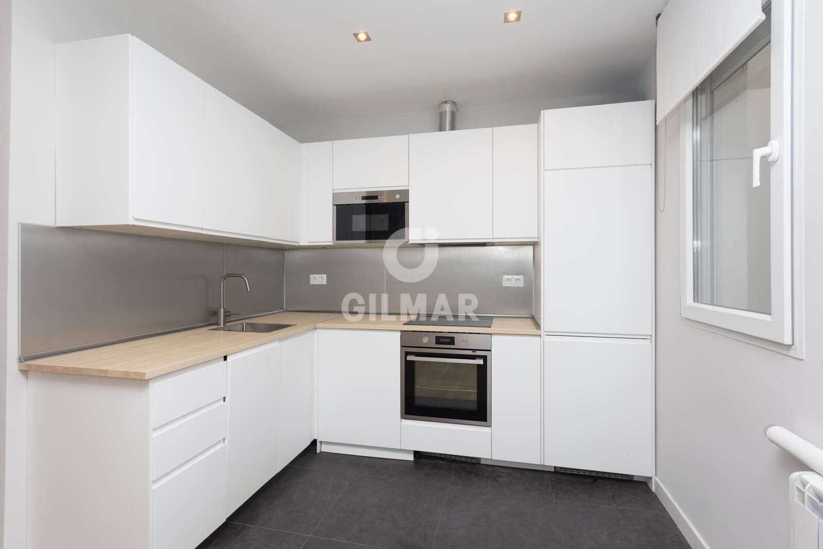 Property slider Gilmar