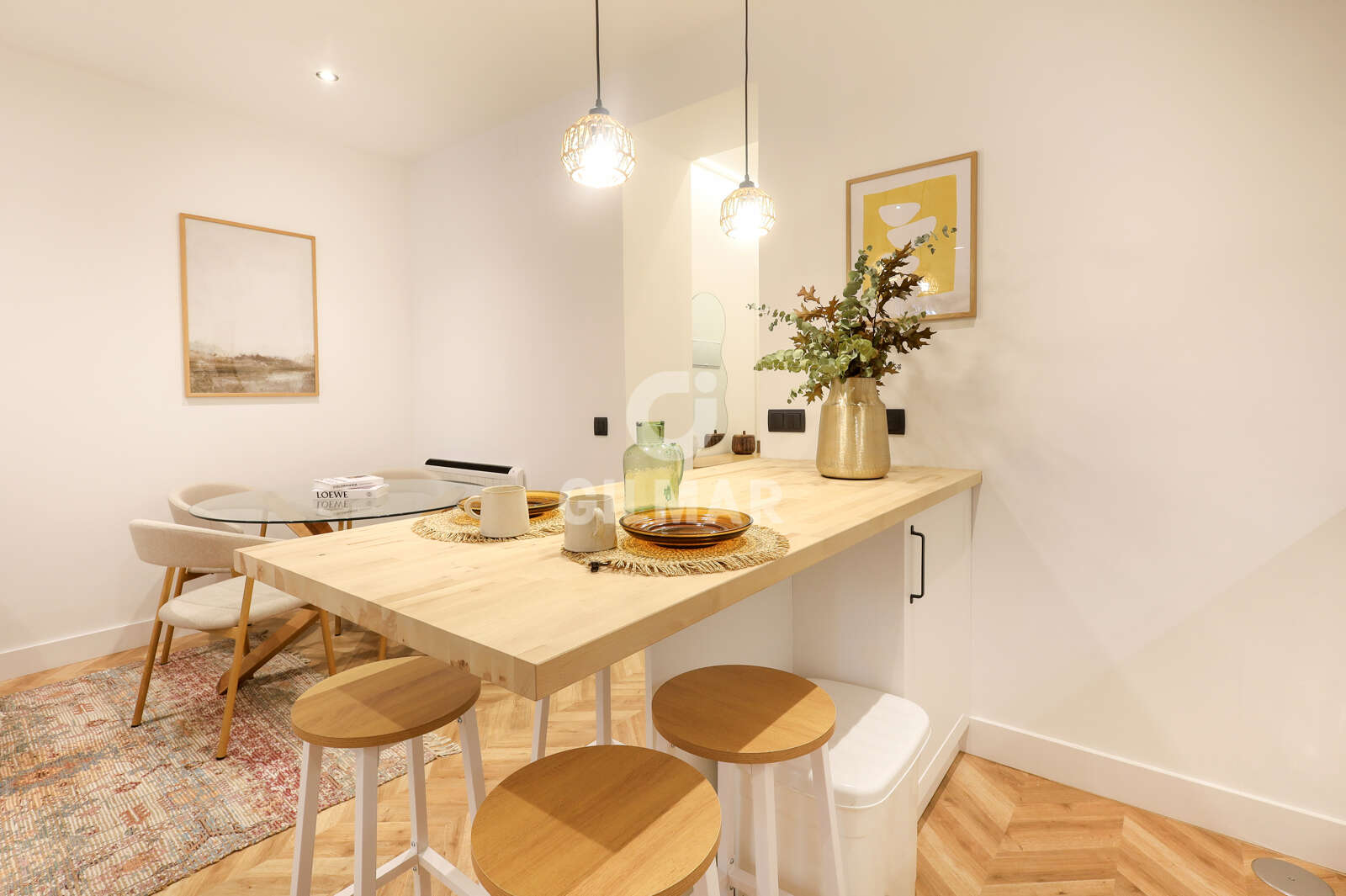 Property slider Gilmar
