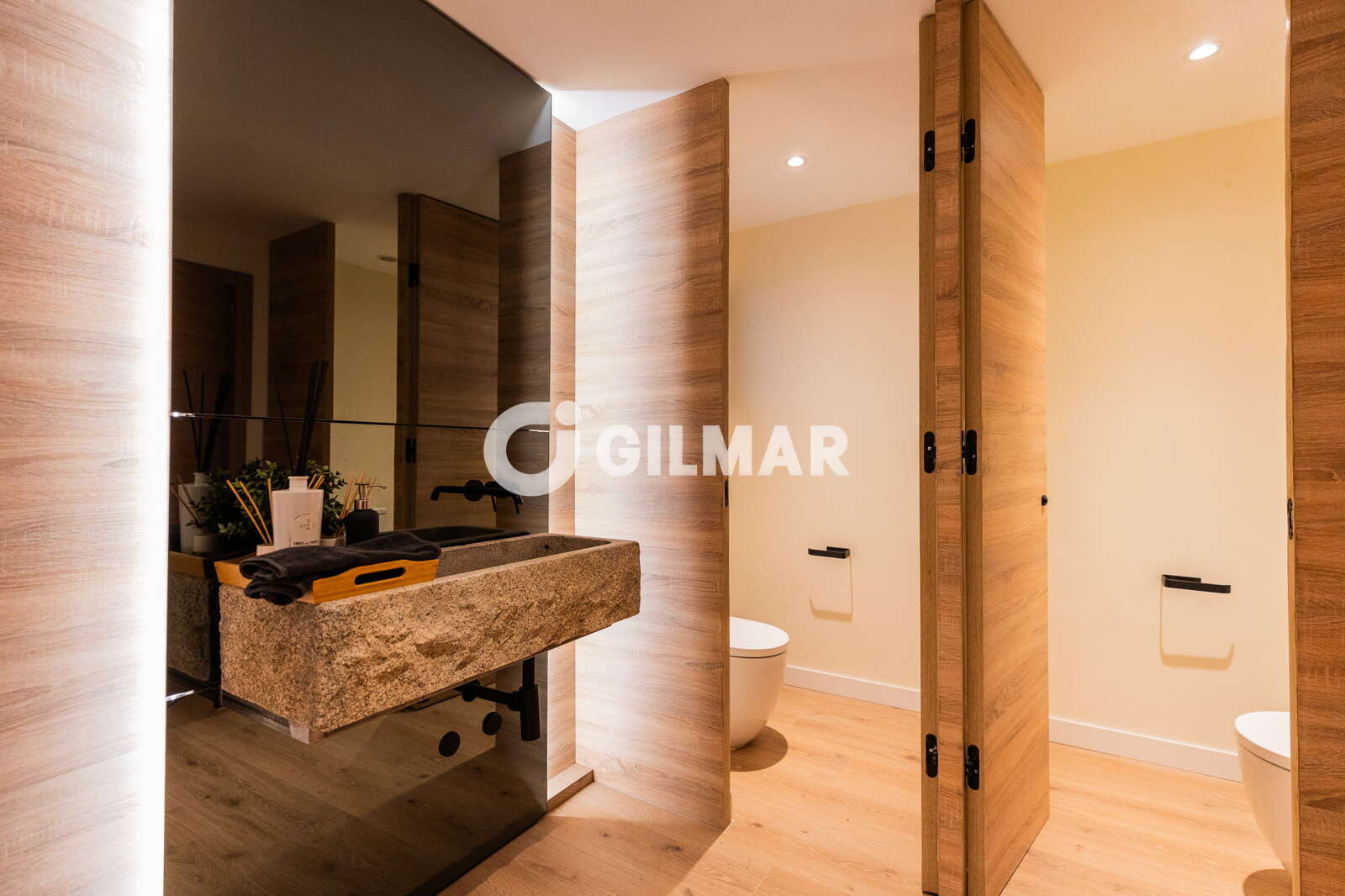 Property slider Gilmar