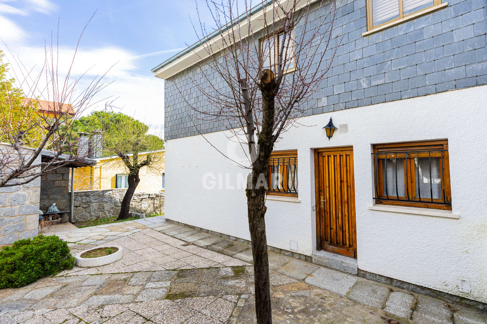 Property slider Gilmar