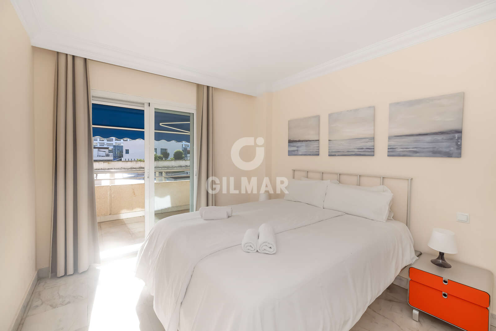 Property slider Gilmar