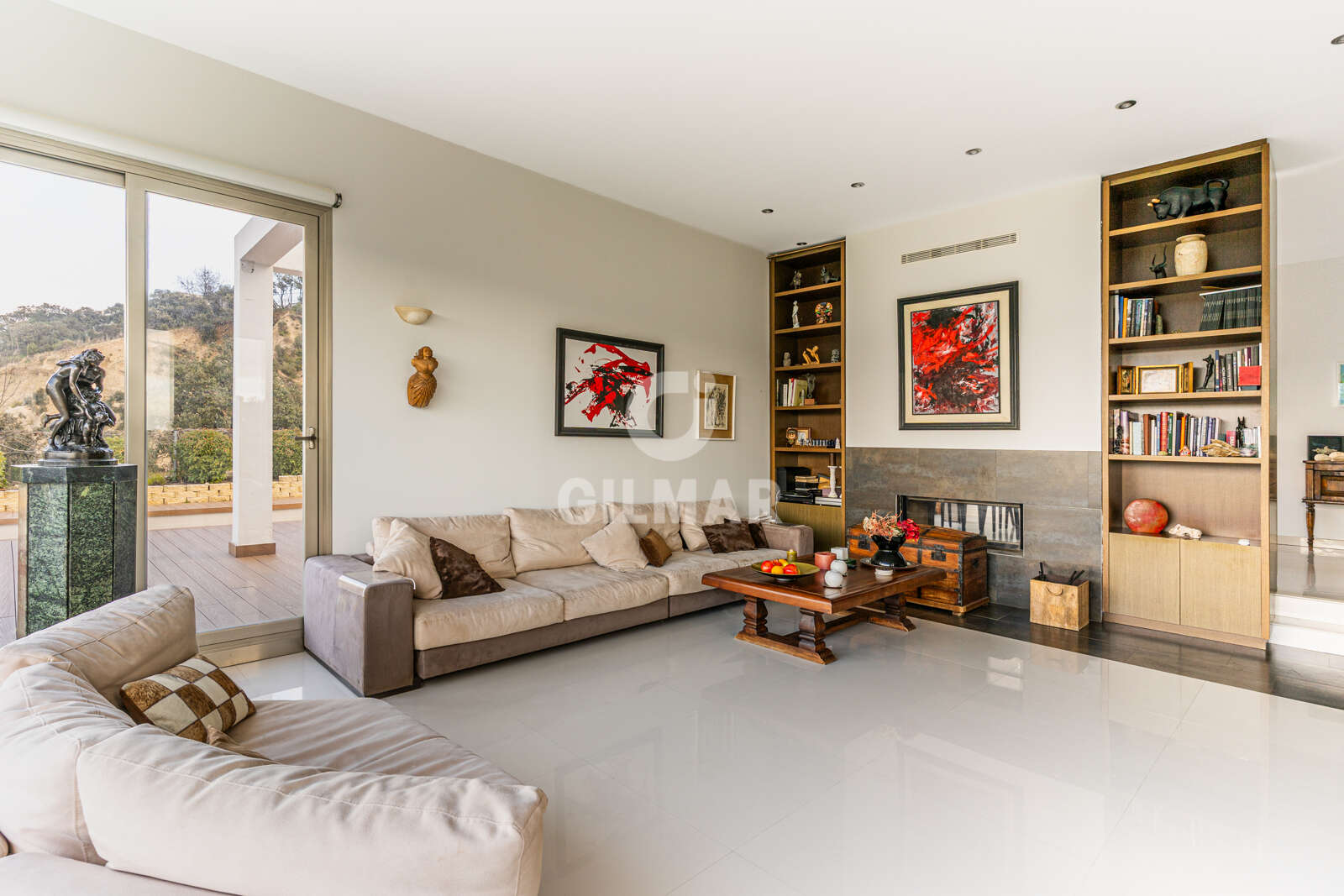 Property slider Gilmar